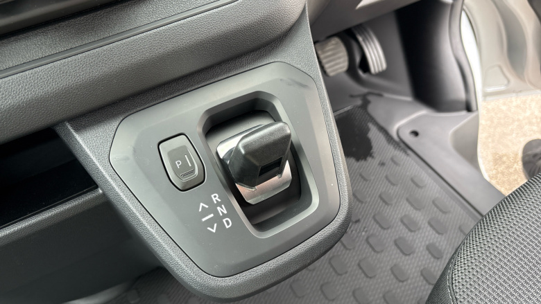 Renault Trafic Swb Diesel SL30 Blue dCi 150 Advance [Safety] Van EAG9